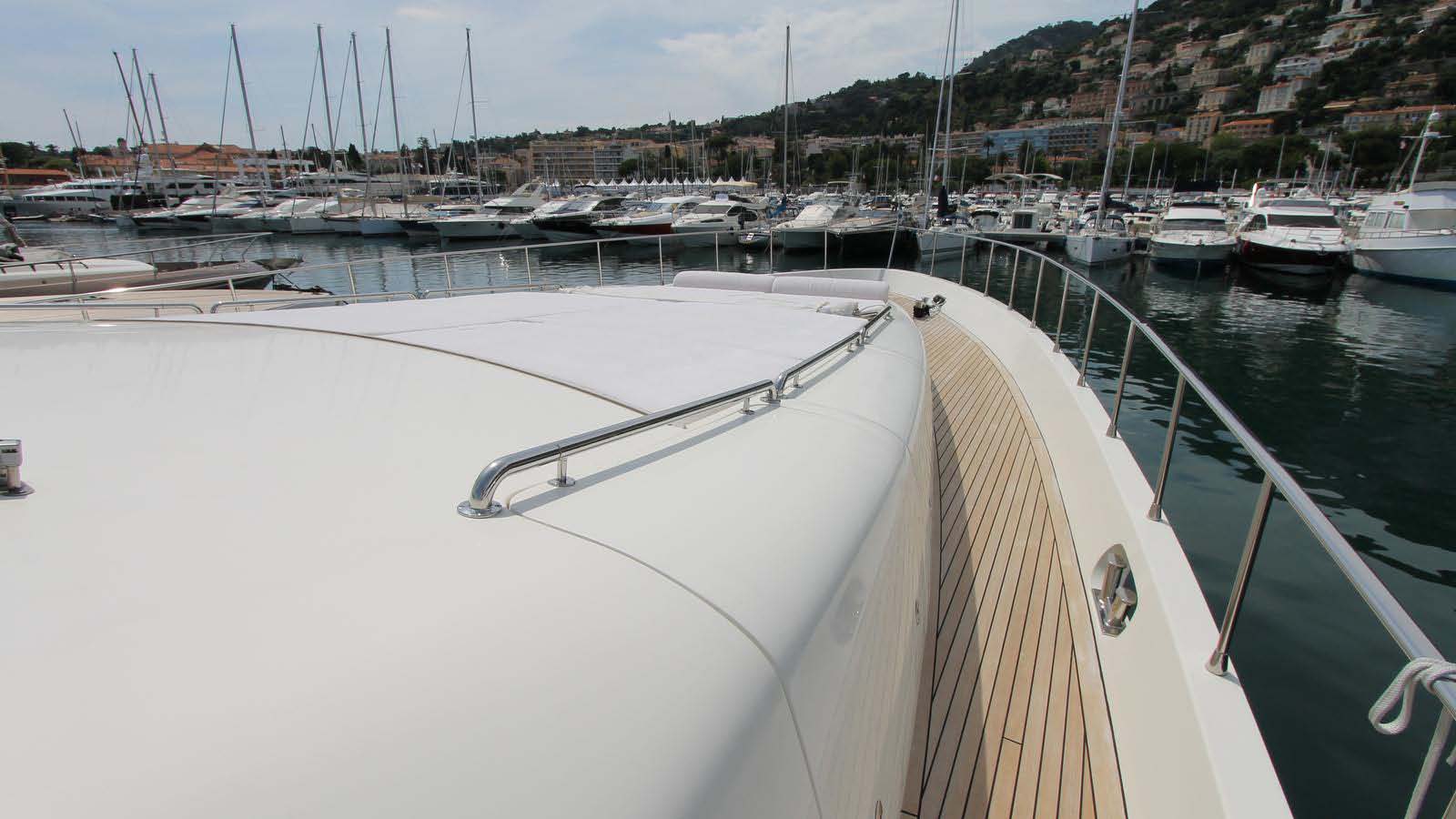 2005 Italcraft Maxi Drago 95' te koop (photo 15)