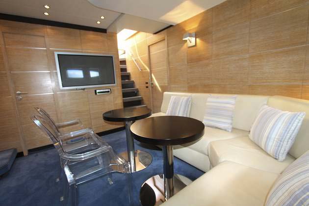2005 Italcraft Maxi Drago 95' te koop (photo 24)