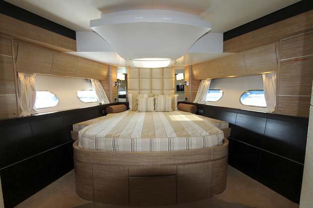 2005 Italcraft Maxi Drago 95' te koop (photo 32)