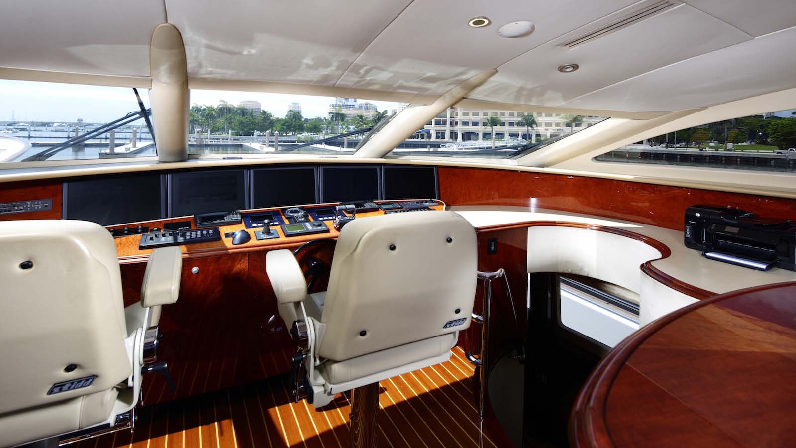 2004 Lazzara 110’ en venta (photo 7)