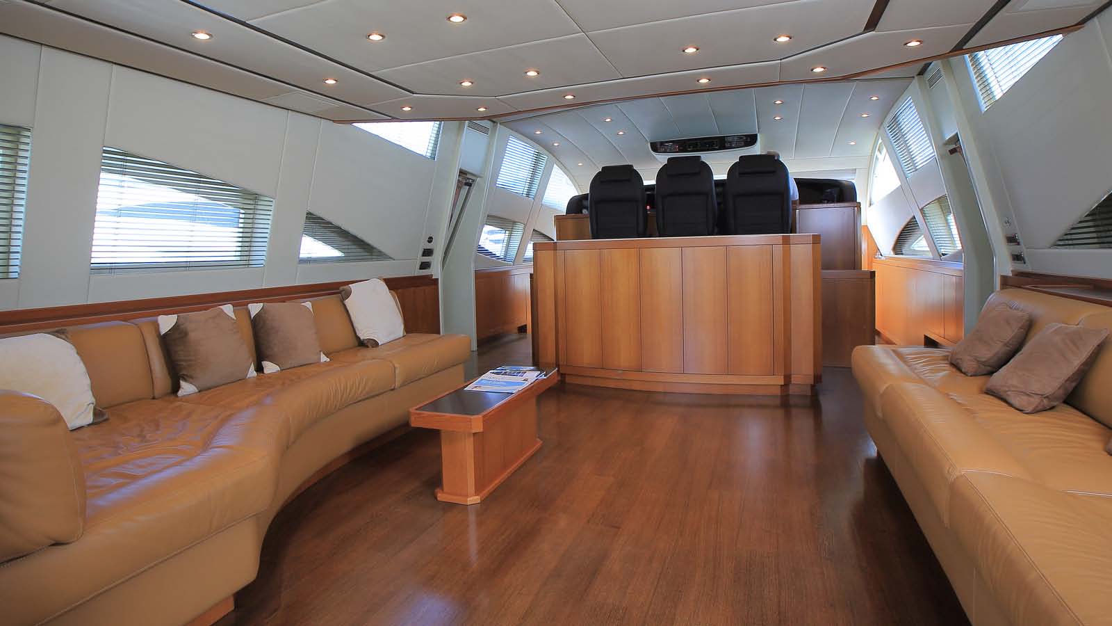2006 Leopard 32m for sale (photo 2)