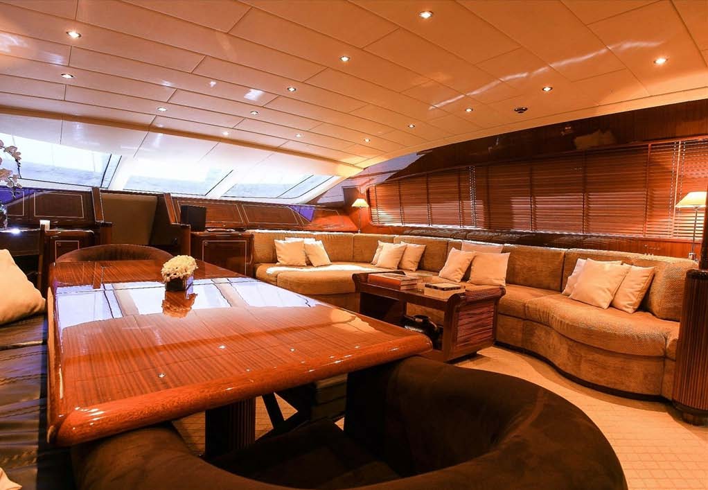 2005 Mangusta 105’ zu verkaufen (photo 15)