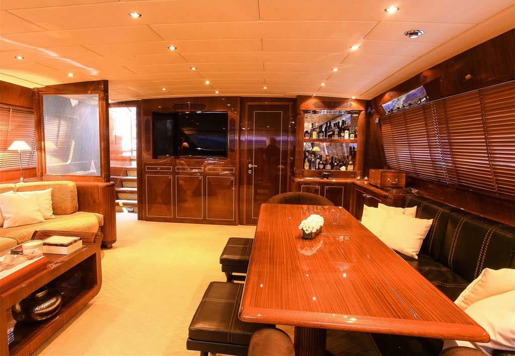 2005 Mangusta 105’ zu verkaufen (photo 16)