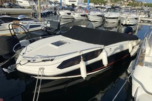 Bayliner VR6 Cuddy