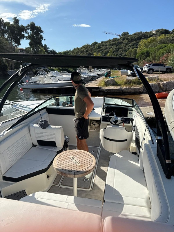 2020 Sea Ray SDX 230 à vendre (photo 3)