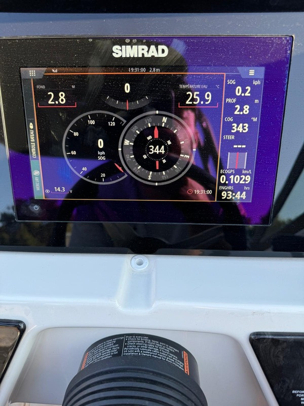 2020 Sea Ray SDX 230 à vendre (photo 9)