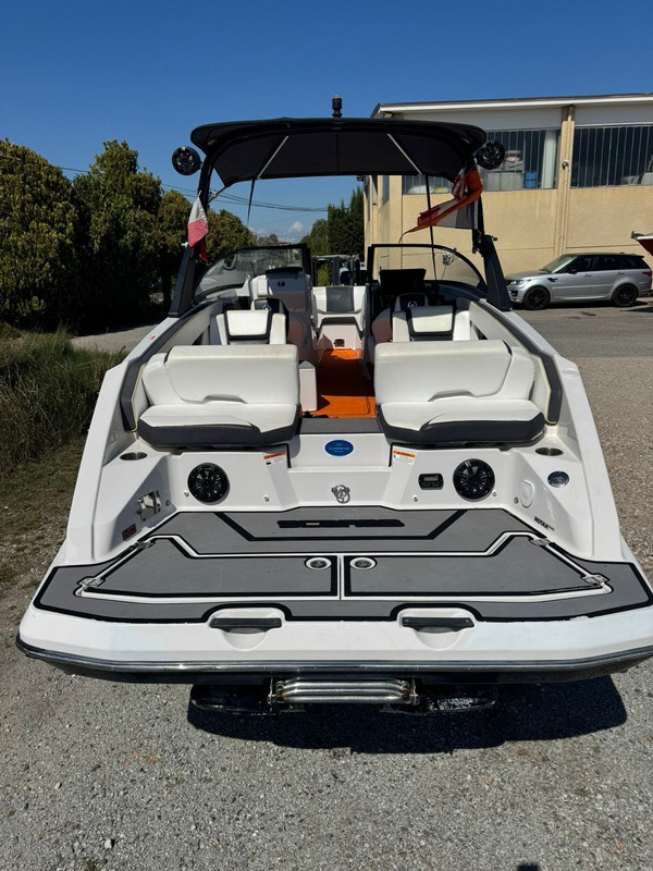 2016 SCARAB WAKE 255 en venta (photo 6)