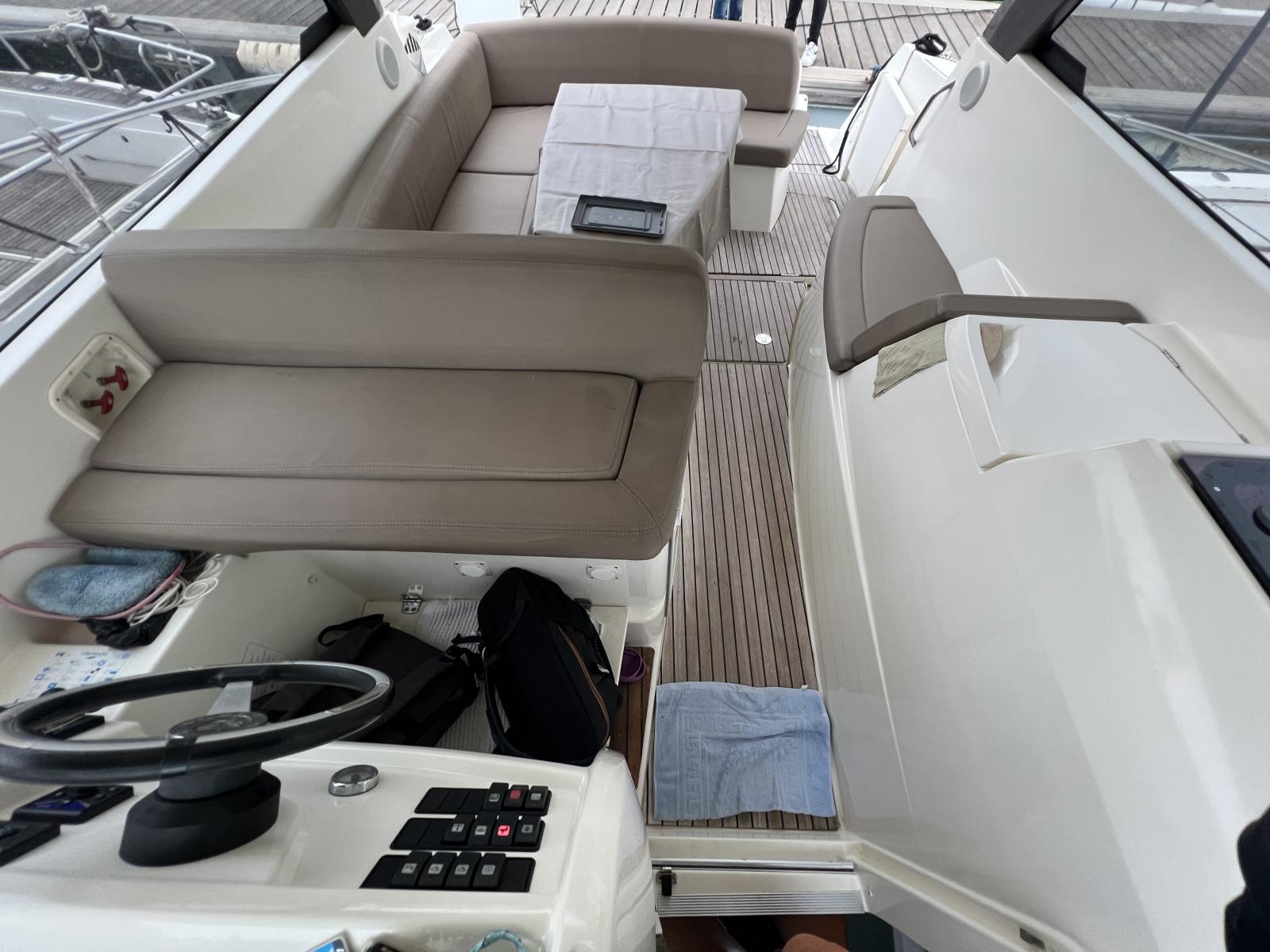 2010 JEANNEAU Leader 9 for sale (photo 12)