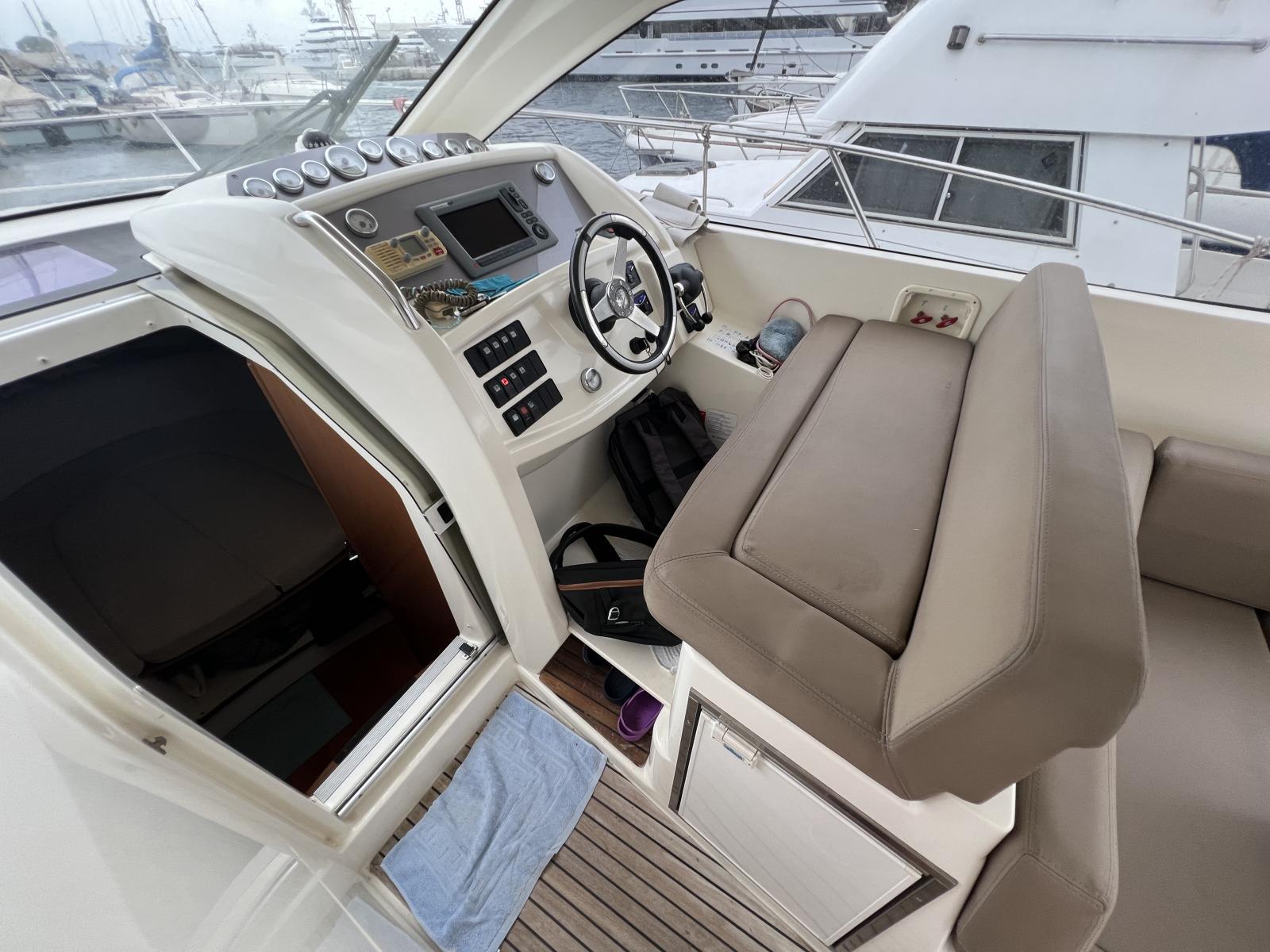 2010 JEANNEAU Leader 9 for sale (photo 13)