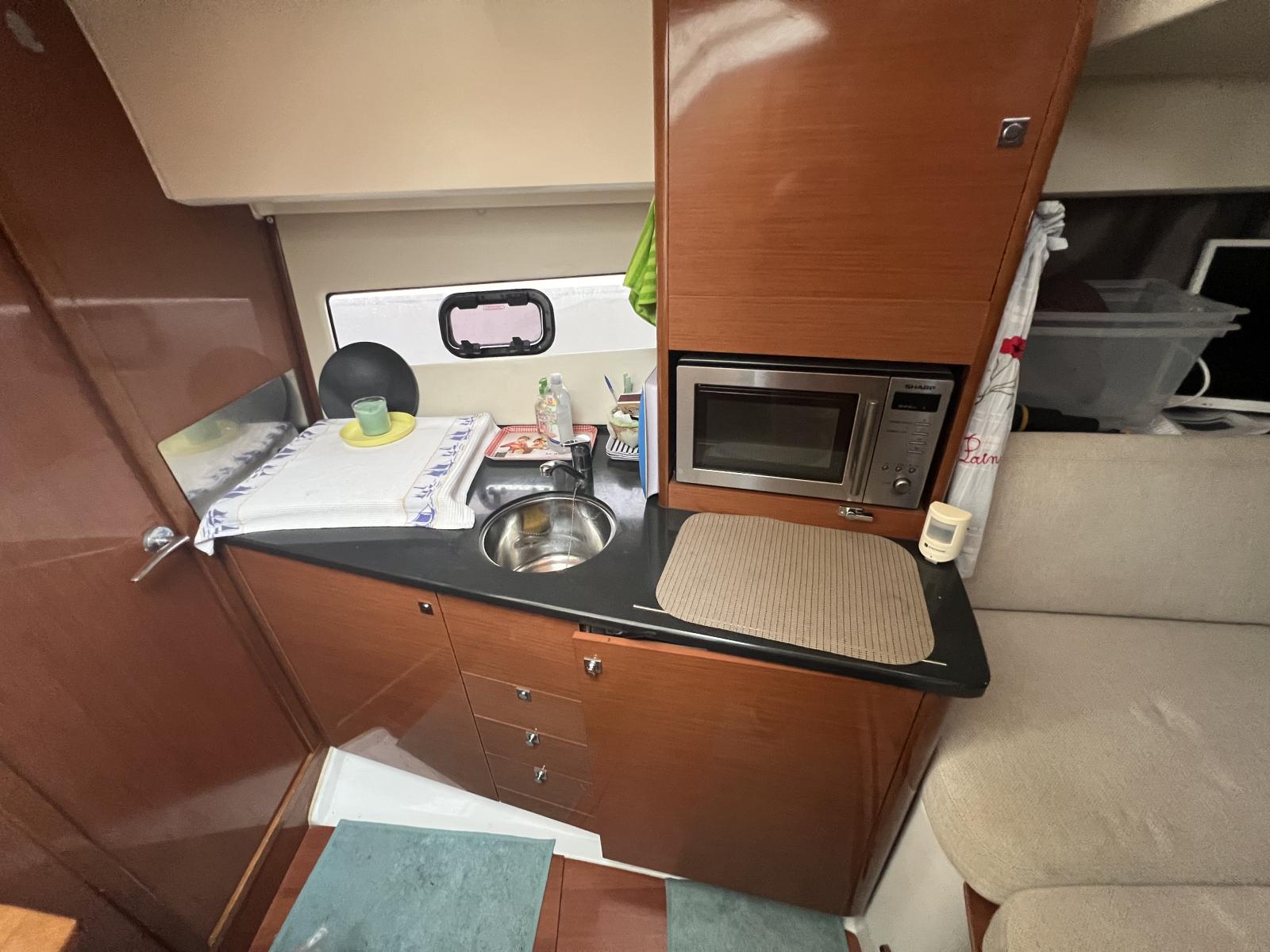 2010 JEANNEAU Leader 9 for sale (photo 16)