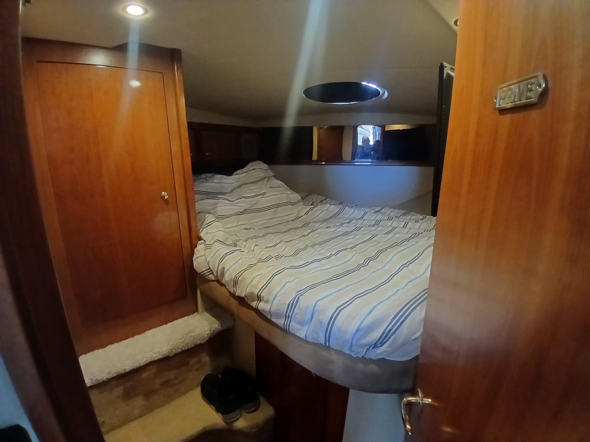 1994 Cruisers Yachts 440 for sale (photo 8)