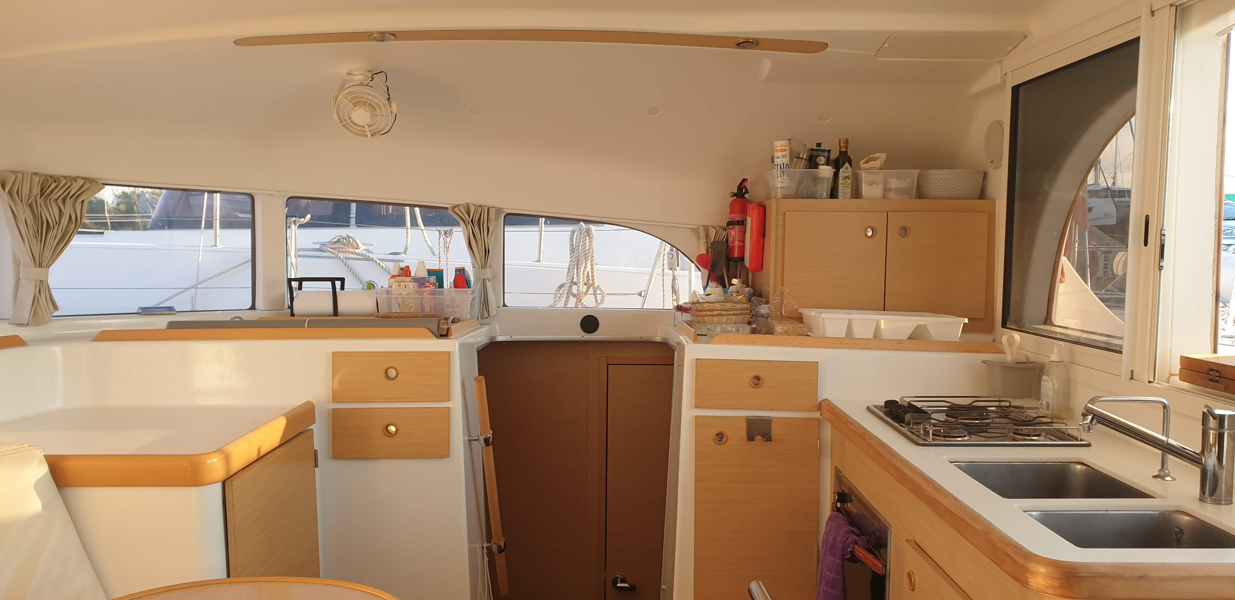 2012 Lagoon 380 S2 te koop (photo 6)