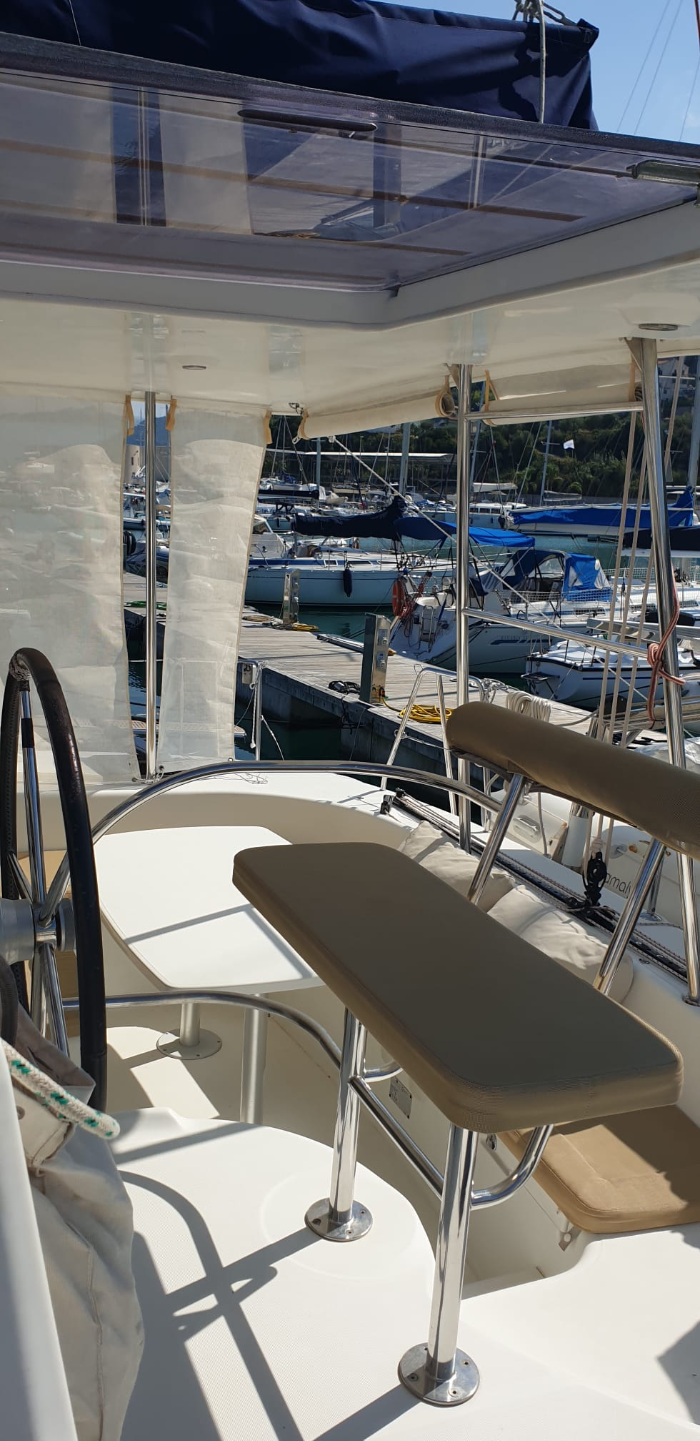 2012 Lagoon 380 S2 te koop (photo 11)