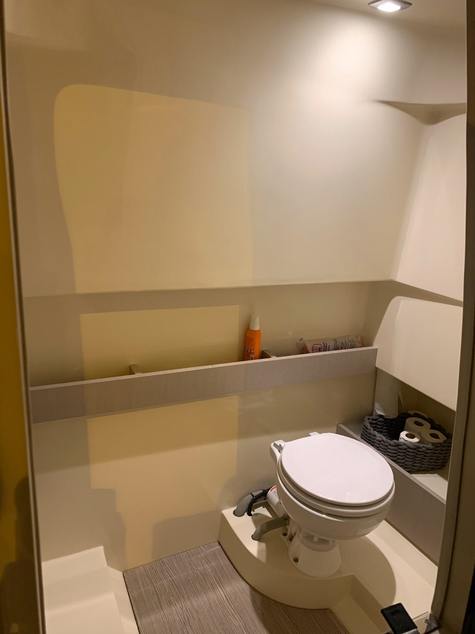 2019 INVICTUS 270FX in vendita (photo 10)