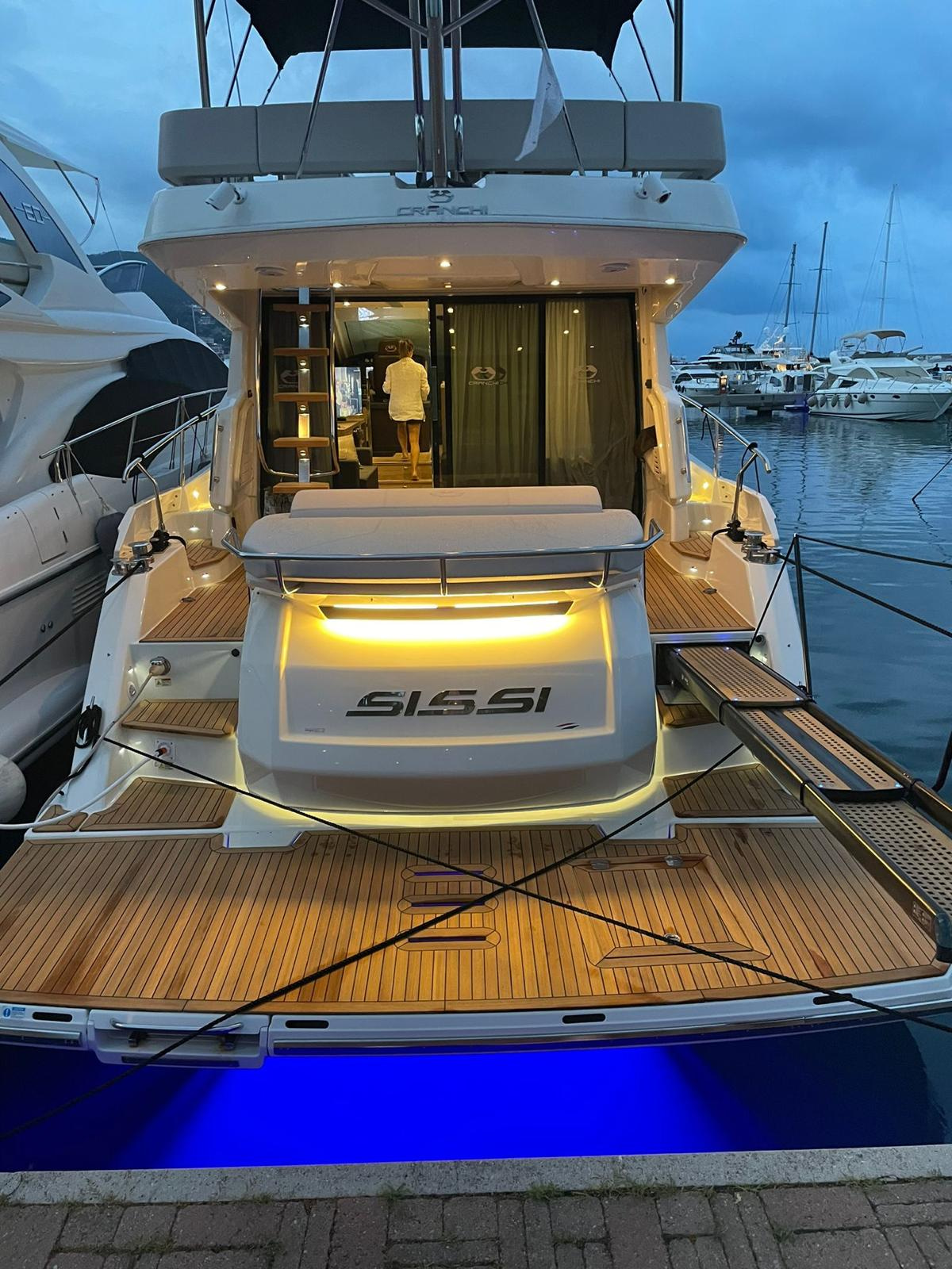 2016 Cranchi 54 Fly a noleggio (photo 21)