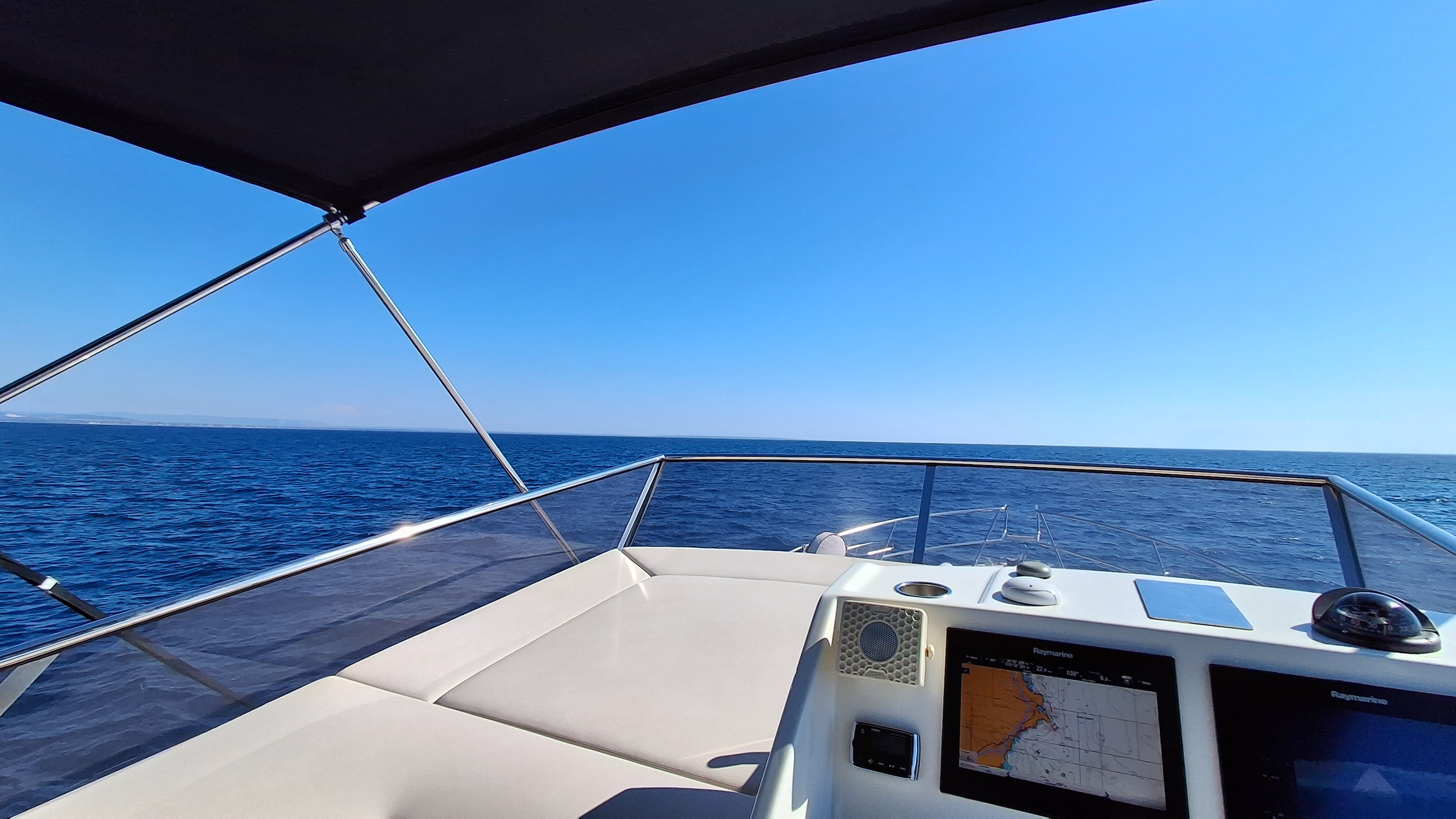 2016 Cranchi 54 Fly a noleggio (photo 64)