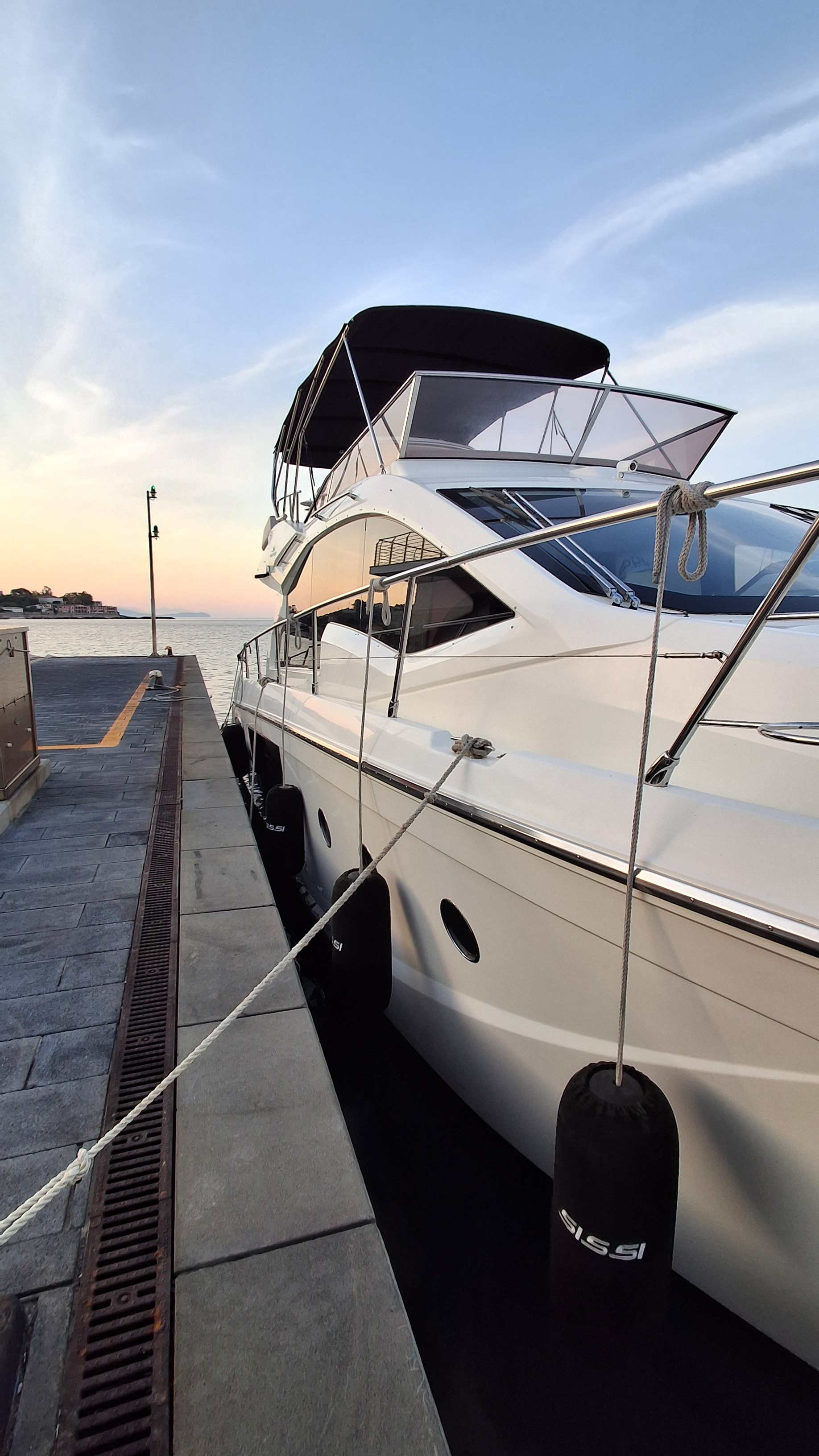 2016 Cranchi 54 Fly a noleggio (photo 28)