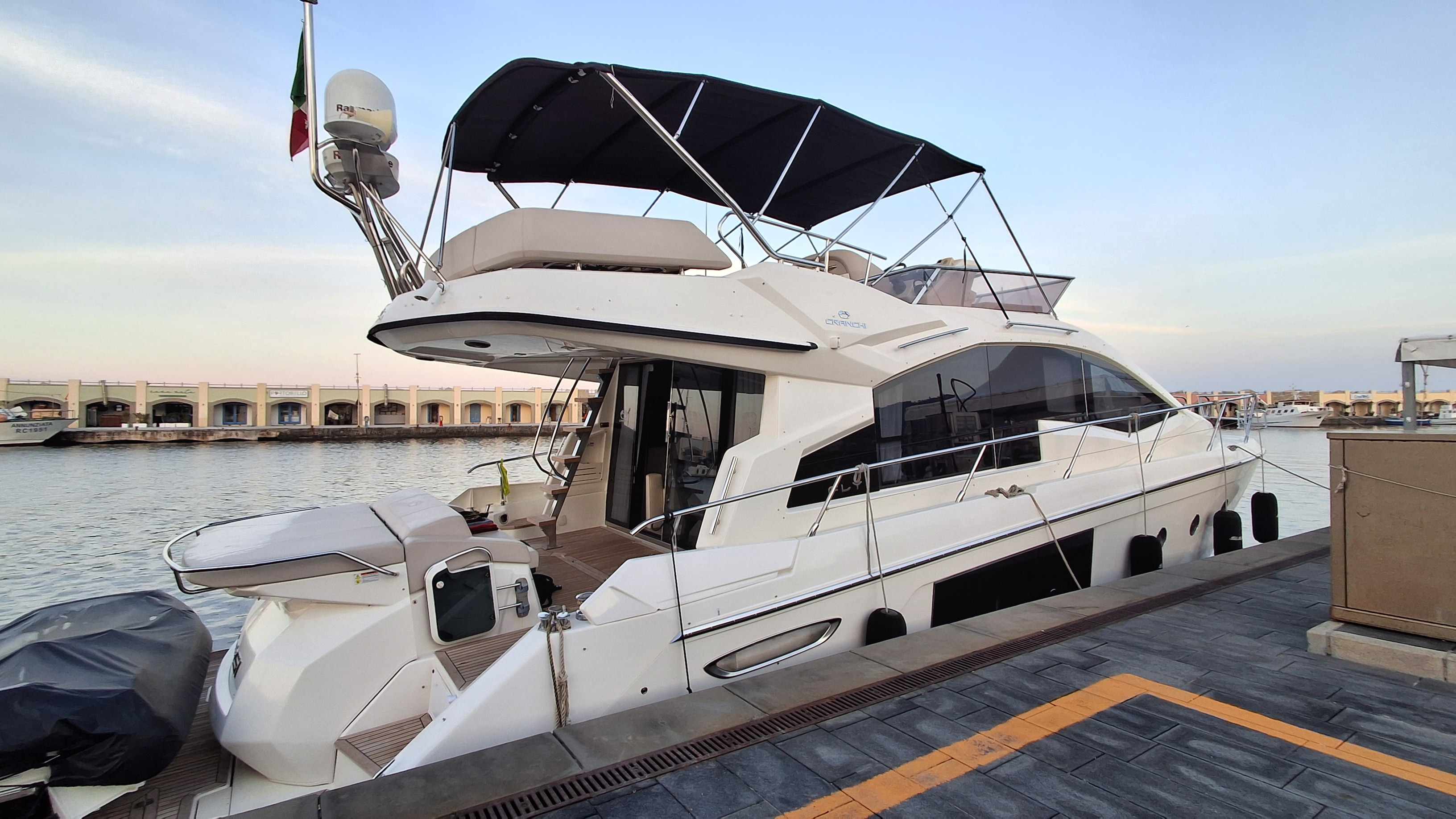 2016 Cranchi 54 Fly a noleggio (photo 43)