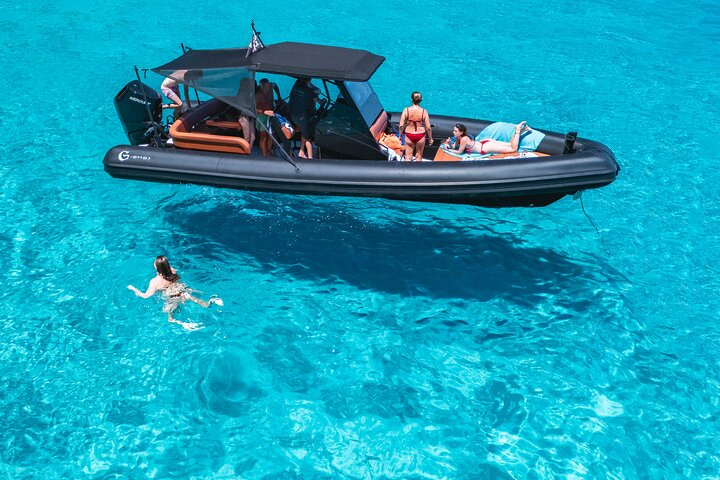 2020 SeaWater Phantom 260 na czarter (photo 3)