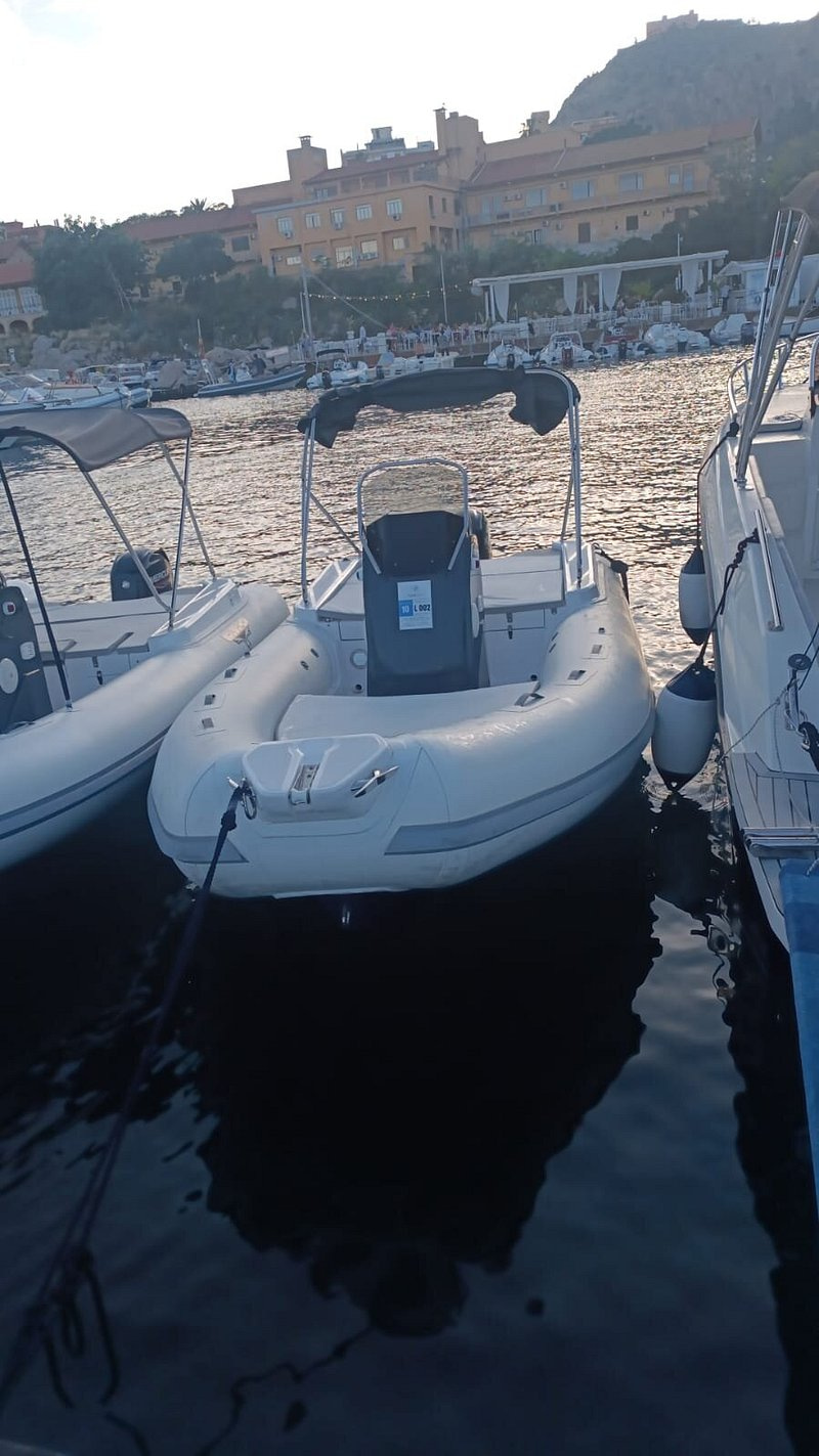 2021 Trimarchi Margit 520 a noleggio (photo 4)