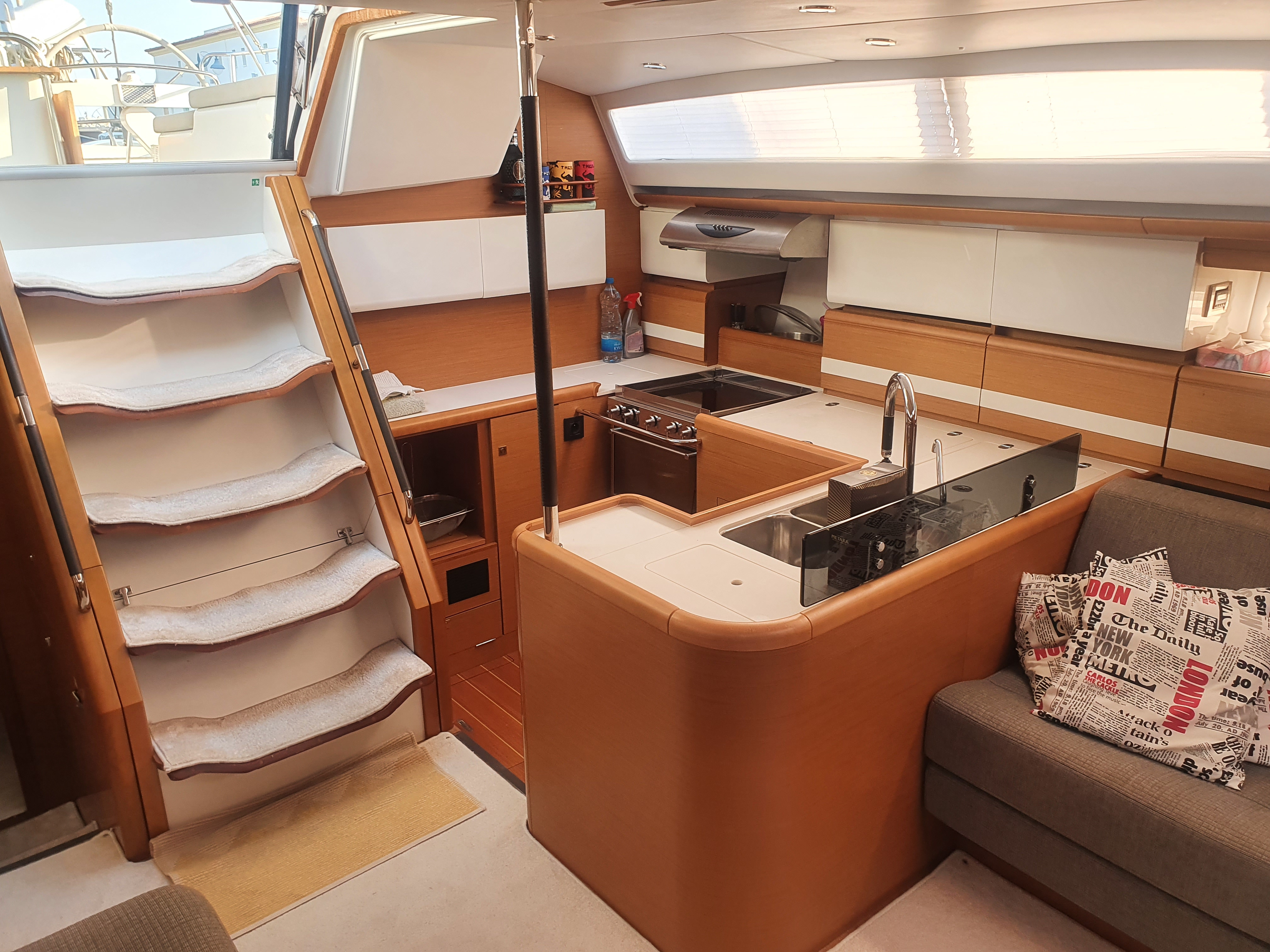 2013 JEANNEAU YACHT 57 na sprzedaż (photo 9)
