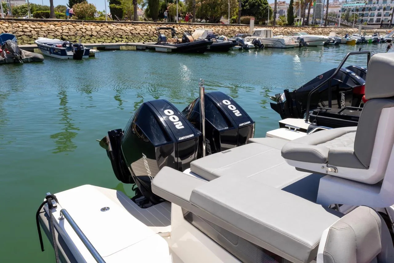 2018 Axopar 28 Open en venta (photo 8)