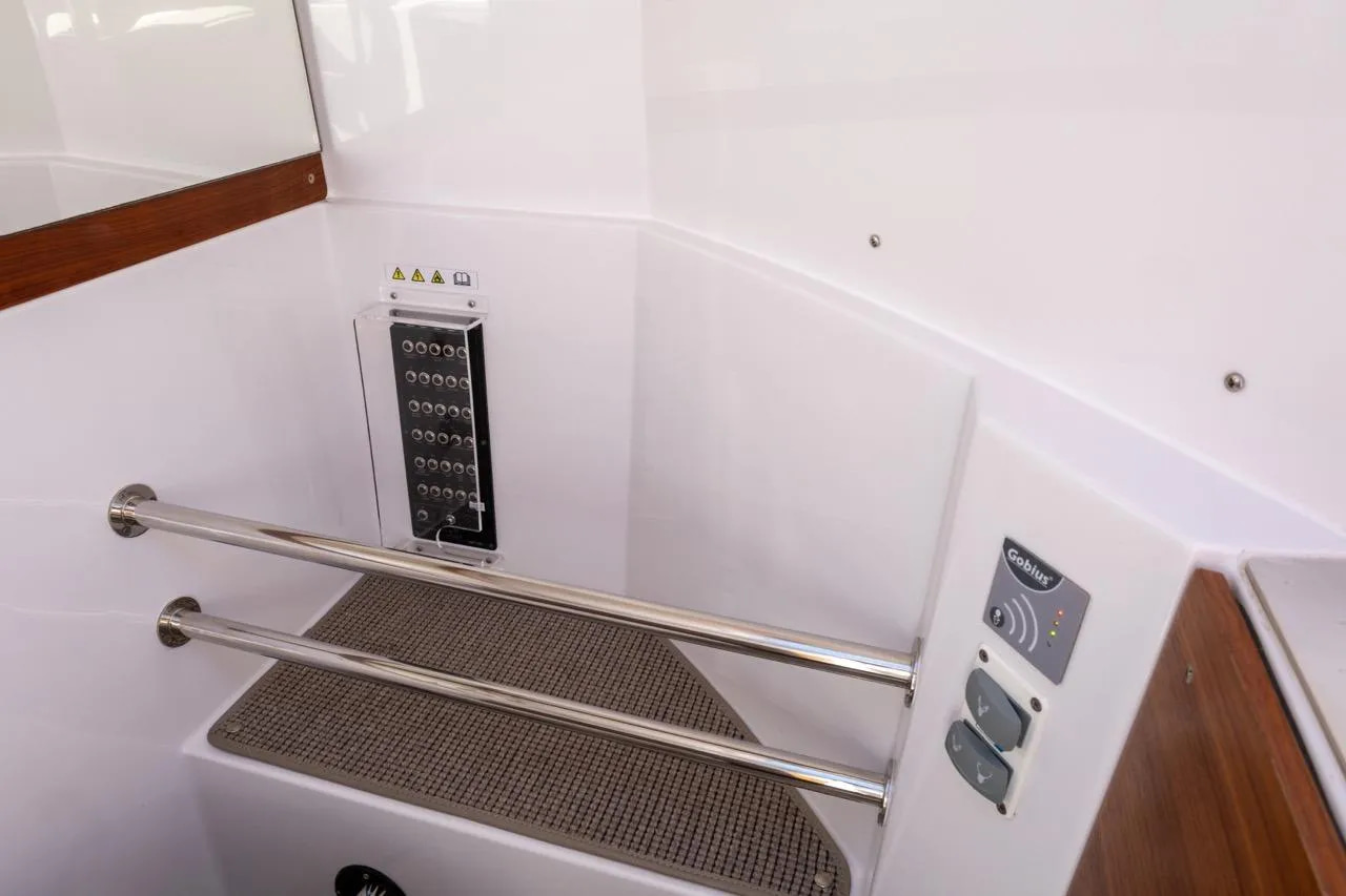 2018 Axopar 28 Open en venta (photo 22)