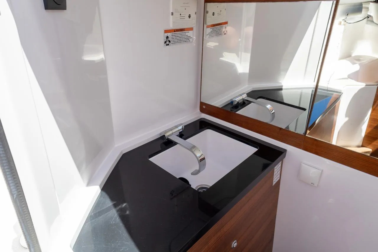 2018 Axopar 28 Open en venta (photo 23)