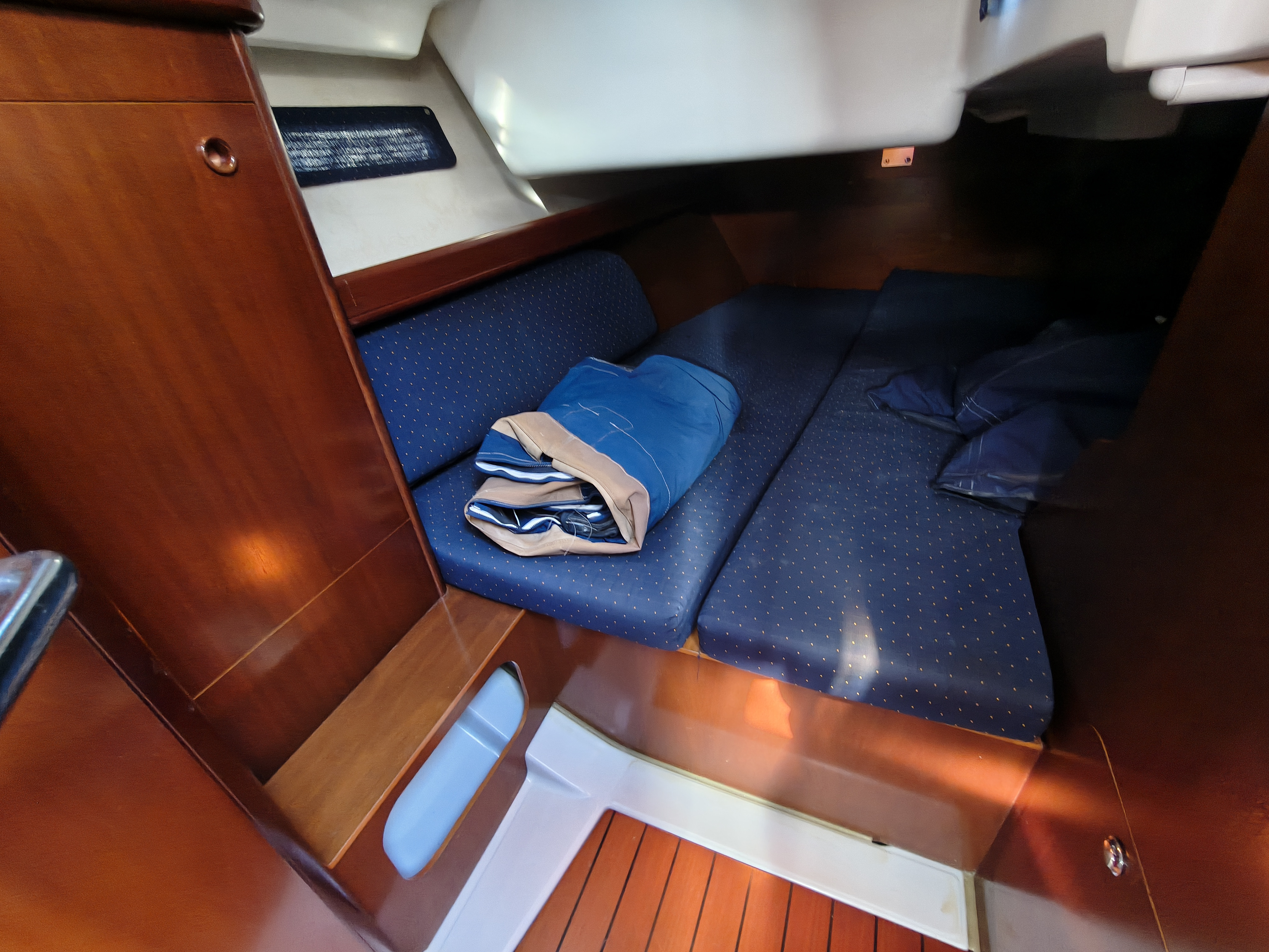 2002 Beneteau Oceanis 393 à venda (photo 17)