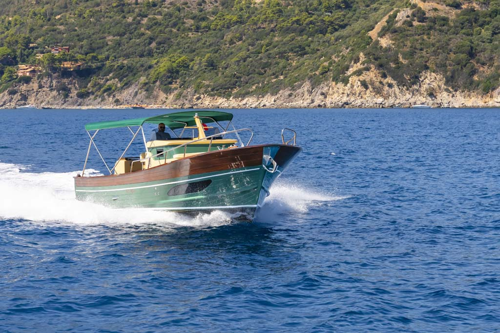 2023 Gozzo Mileo 10 Mt for charter (photo 4)