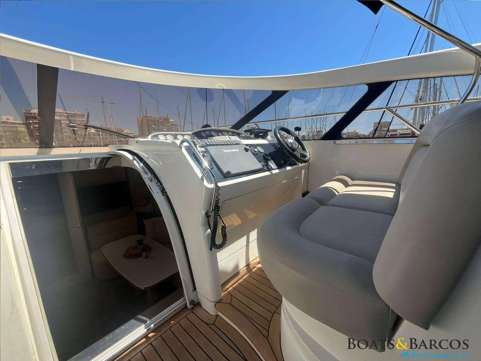 2002 Princess V50 for sale (photo 8)
