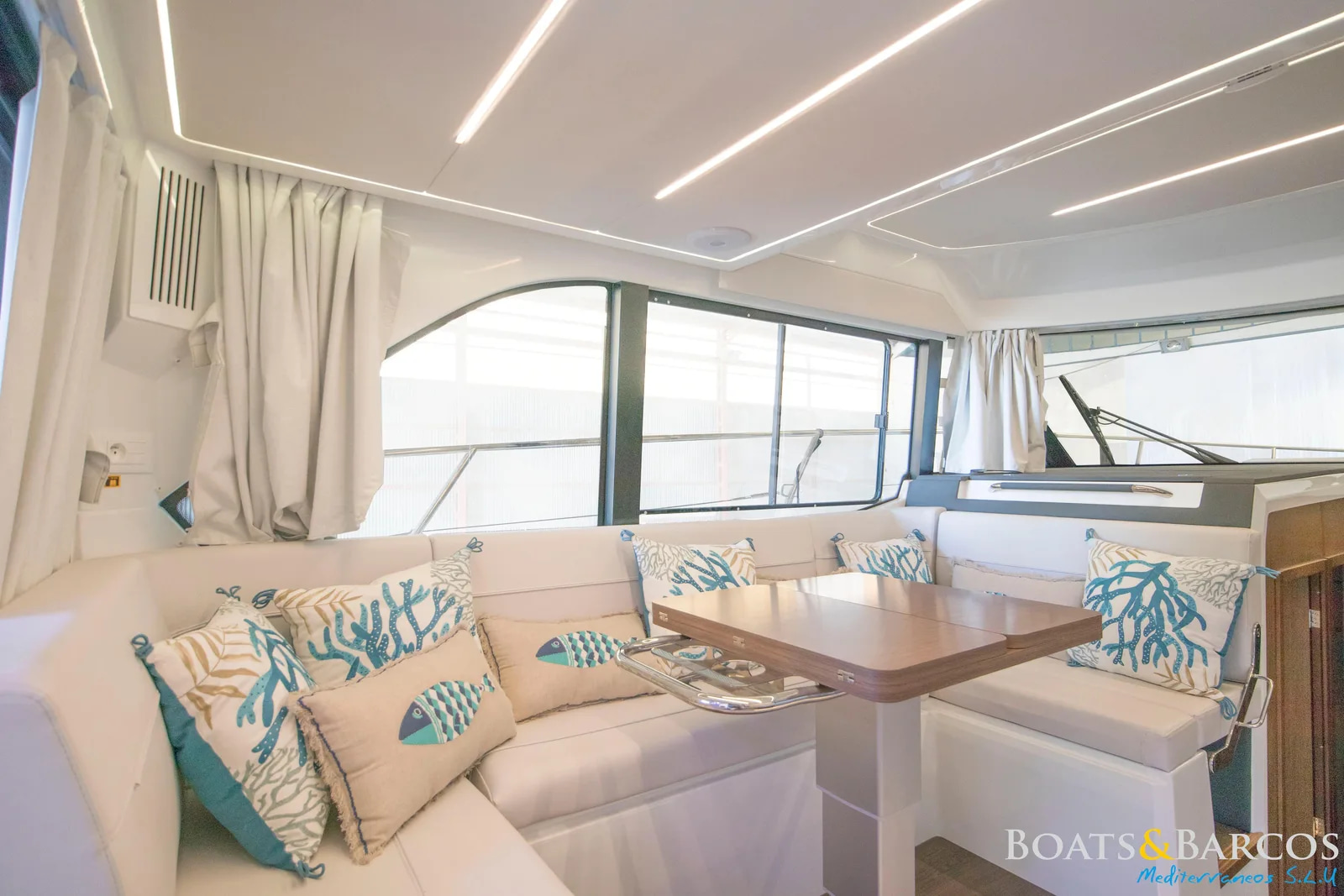 2025 Beneteau Antares 12 Sport Fly for sale (photo 5)