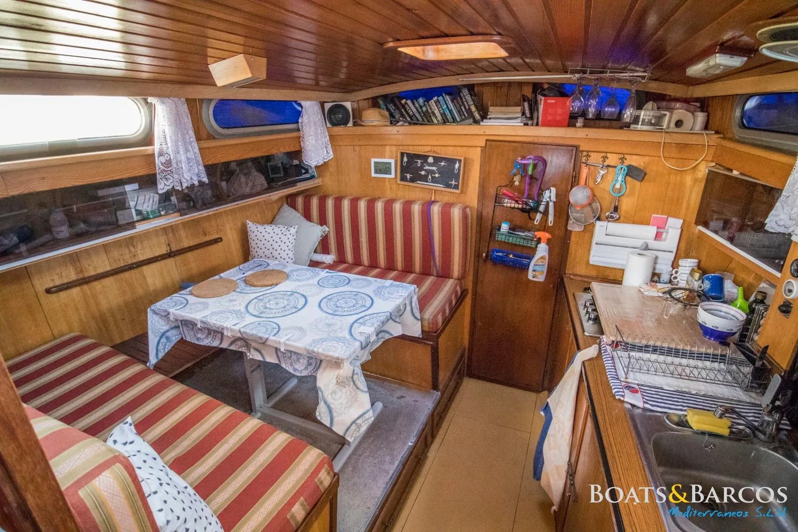 1980 Custom Line Dutch Steel Motor Yacht zu verkaufen (photo 18)