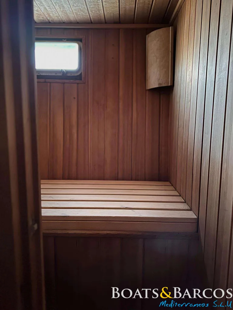 1991 Grand Banks 58 for sale (photo 15)
