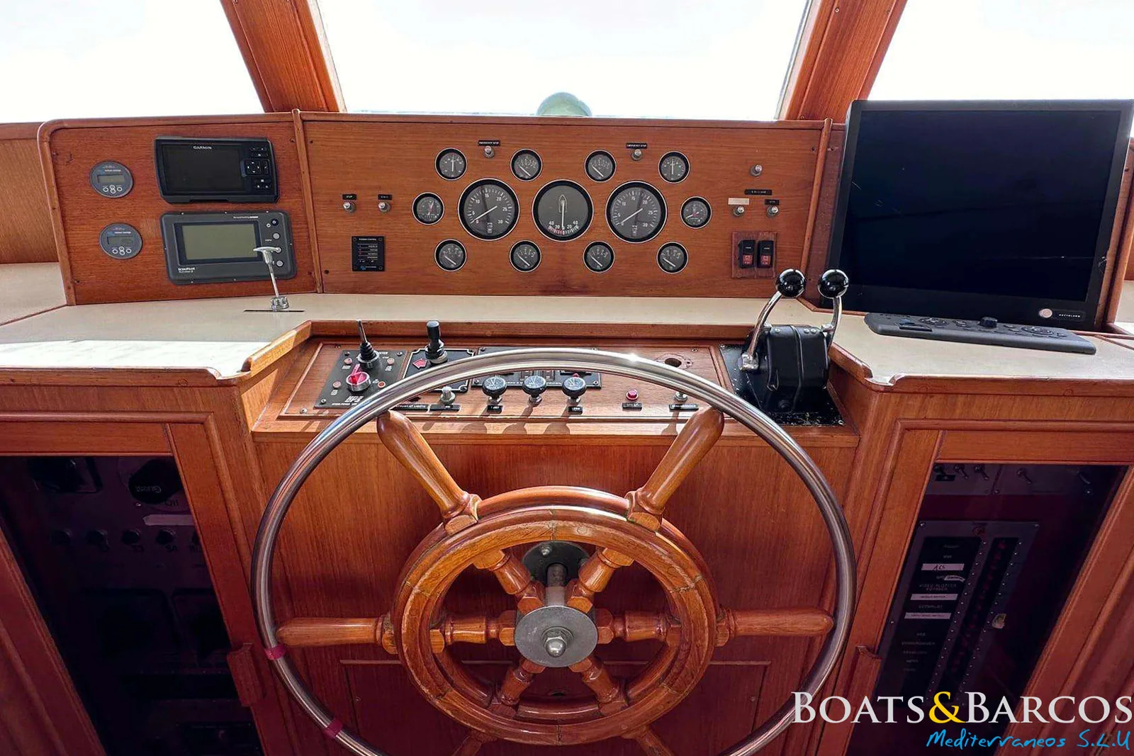 1991 Grand Banks 58 for sale (photo 18)