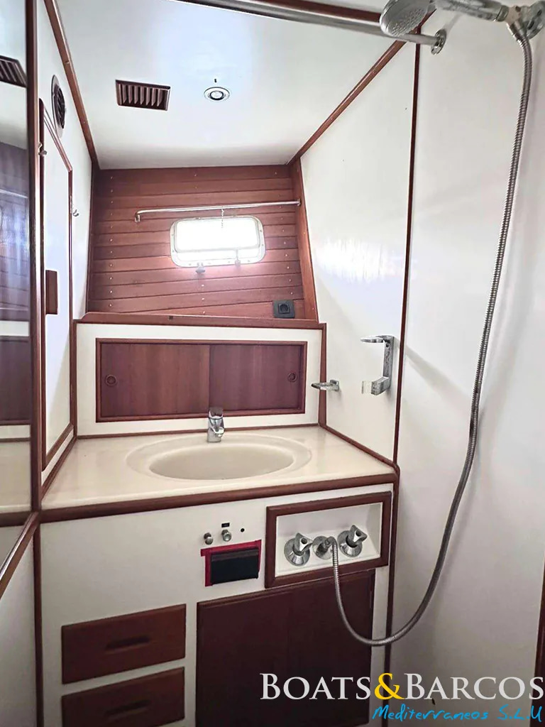 1991 Grand Banks 58 for sale (photo 19)