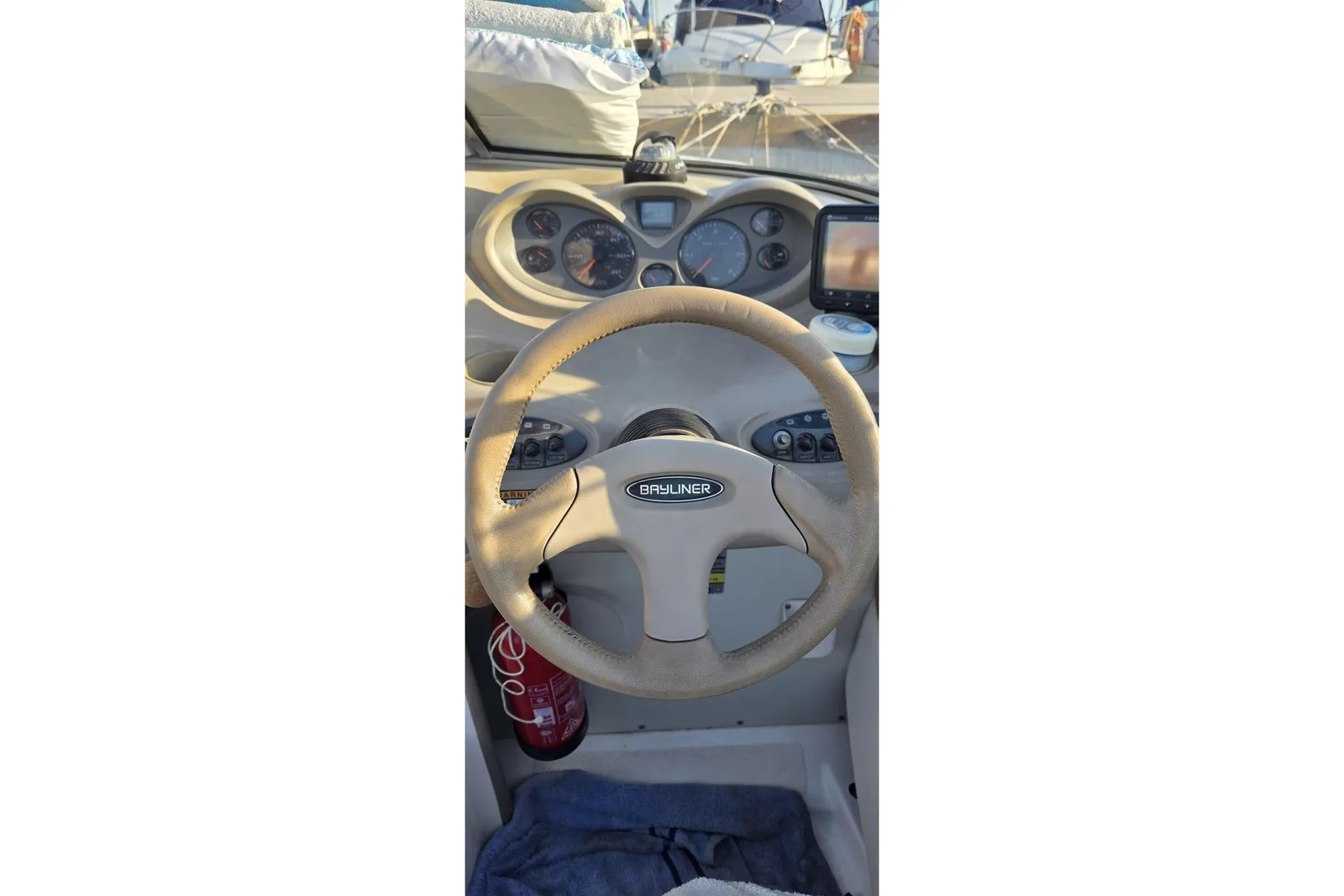 2002 Bayliner 602 Cuddy en venta (photo 7)