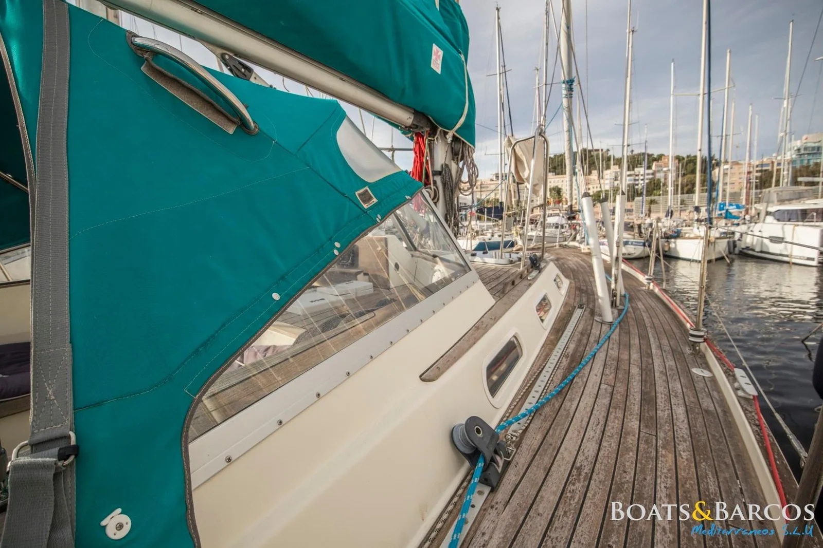 1990 Contest Yachts 43 for sale (photo 9)