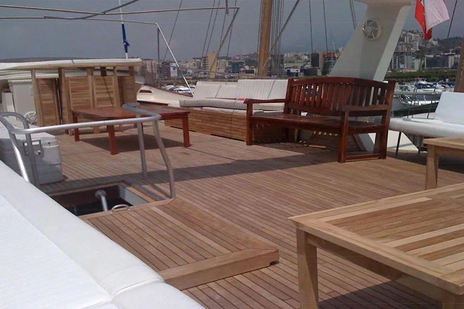1988 Cantieri di Pisa 90 for sale (photo 3)