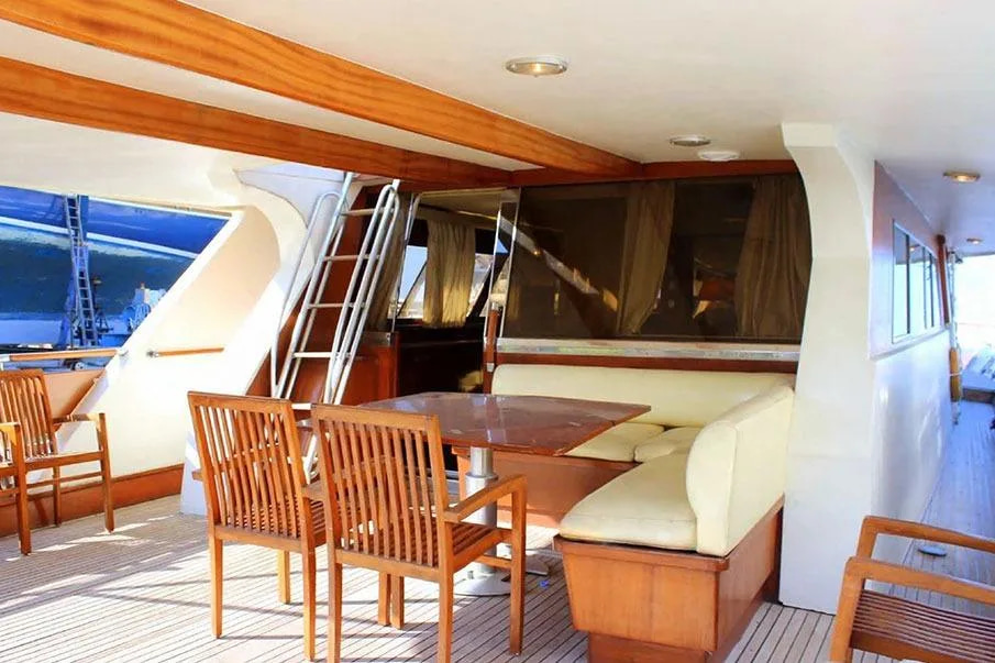1988 Cantieri di Pisa 90 for sale (photo 6)