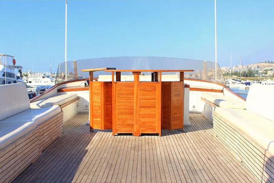 1988 Cantieri di Pisa 90 for sale (photo 8)