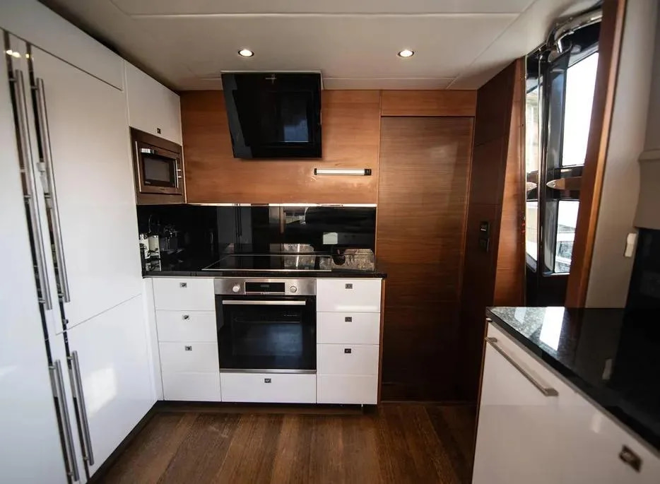 2015 Princess 88 Motor Yacht Flybridge à vendre (photo 22)