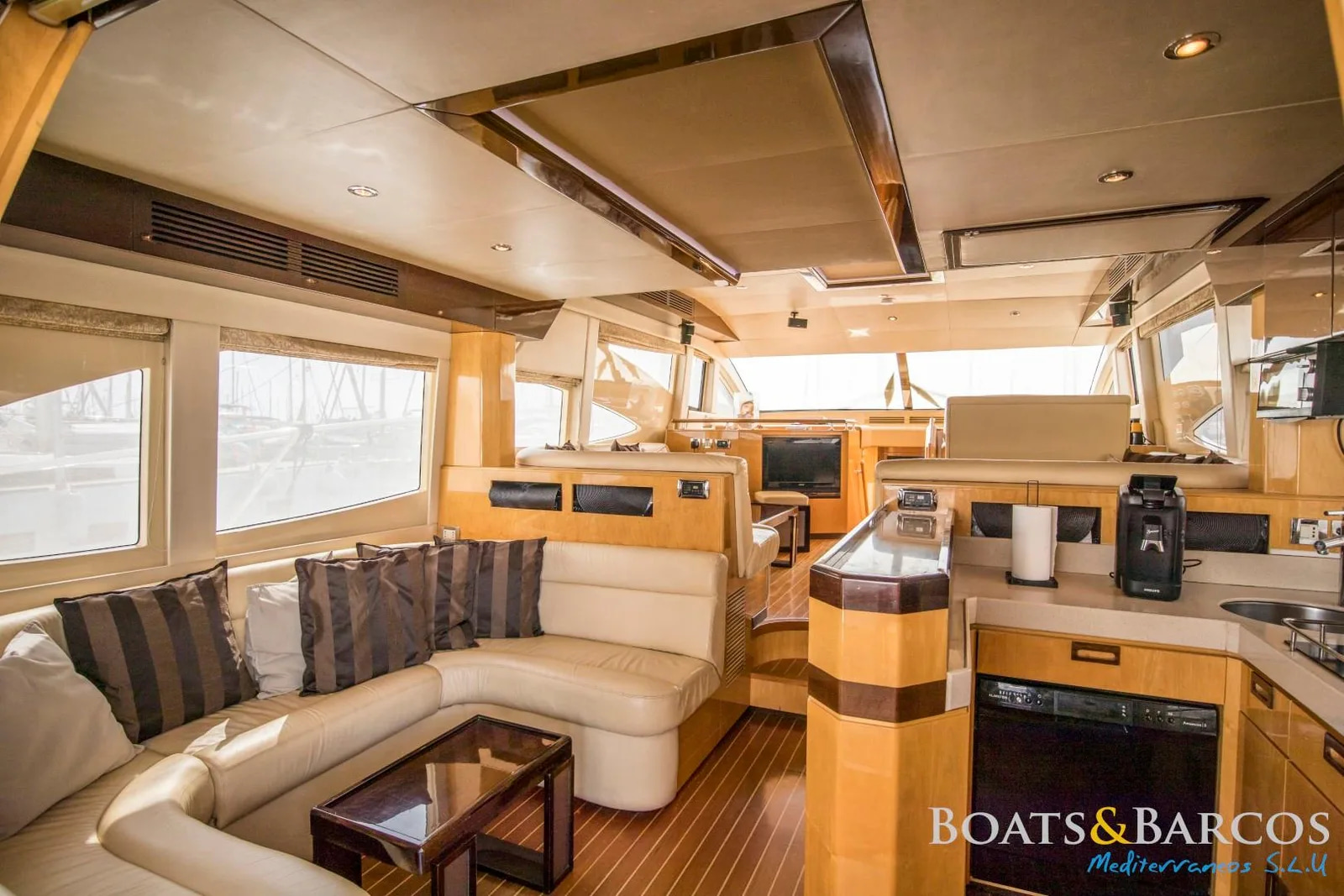 2009 Majesty 56 en venta (photo 21)