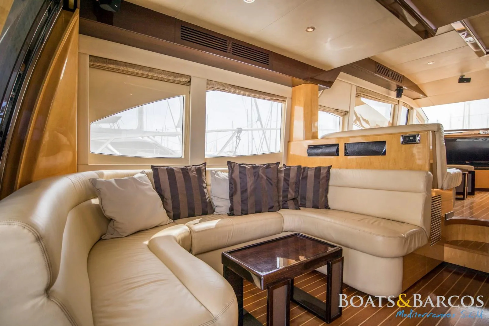 2009 Majesty 56 en venta (photo 23)