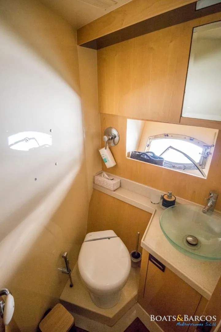 2009 Majesty 56 en venta (photo 31)
