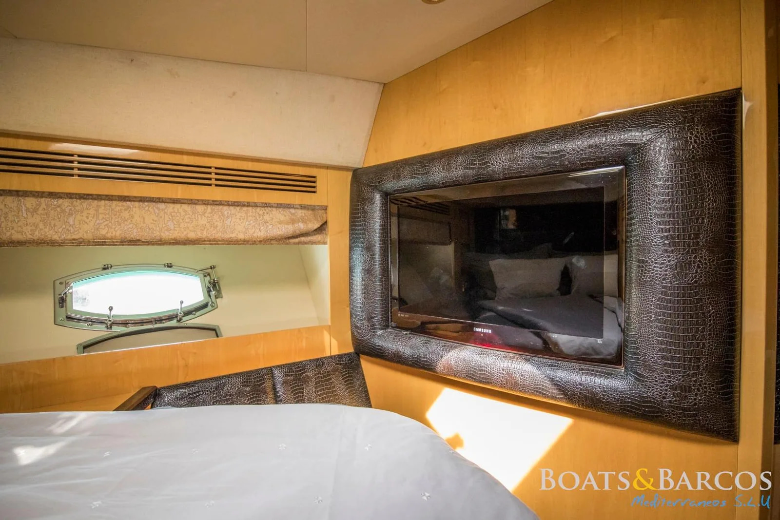 2009 Majesty 56 en venta (photo 33)