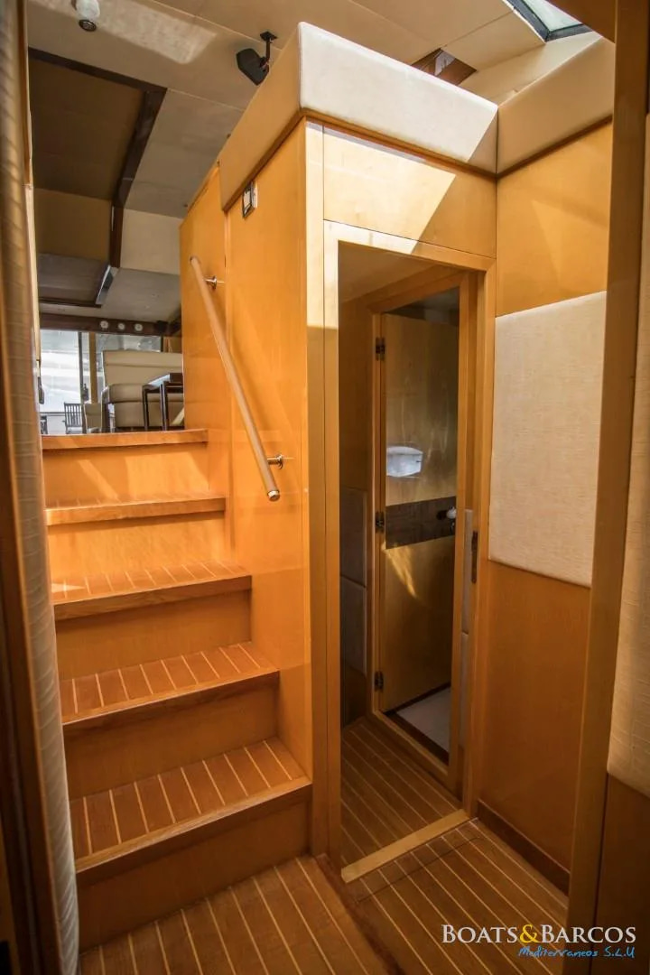 2009 Majesty 56 en venta (photo 35)