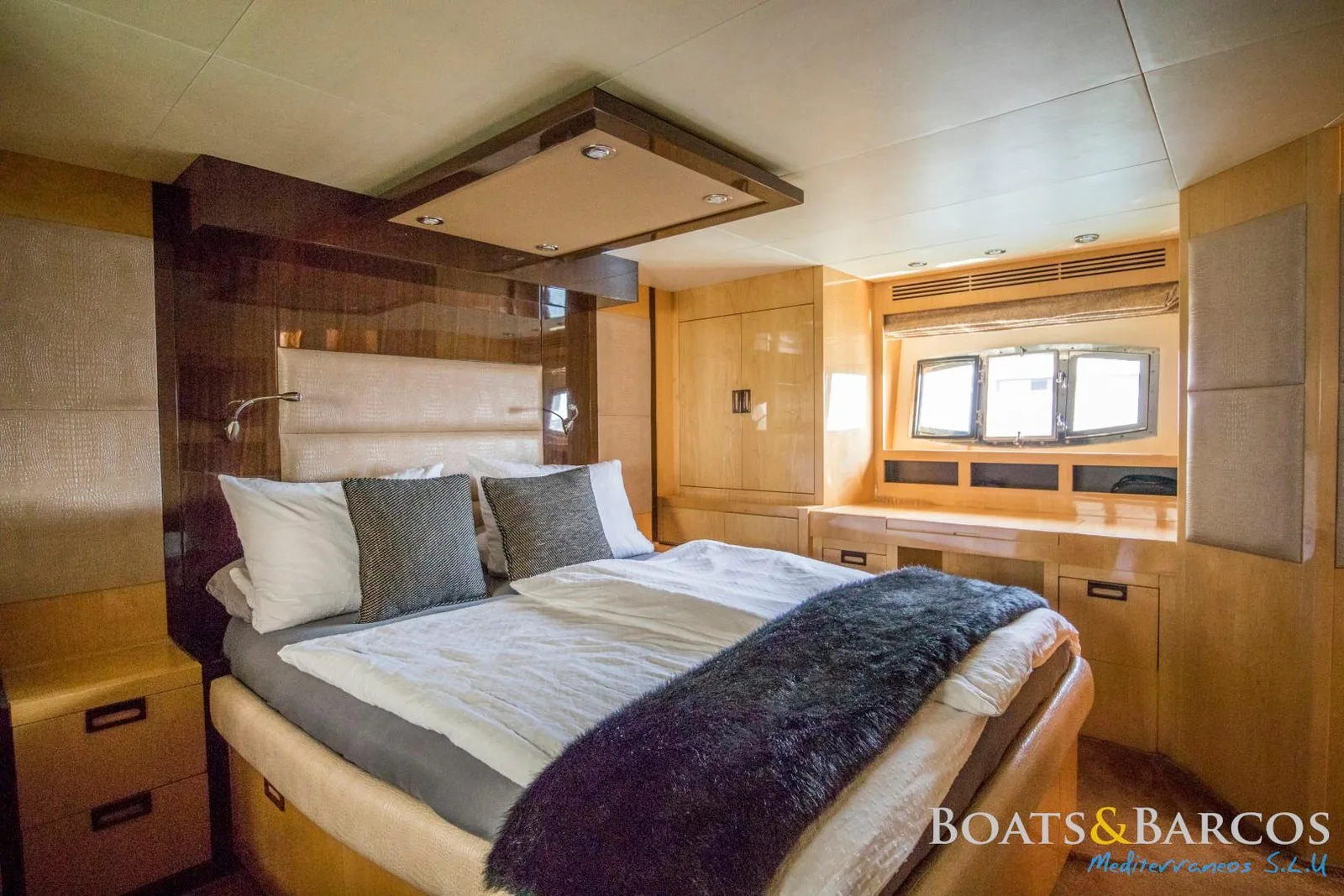 2009 Majesty 56 en venta (photo 38)