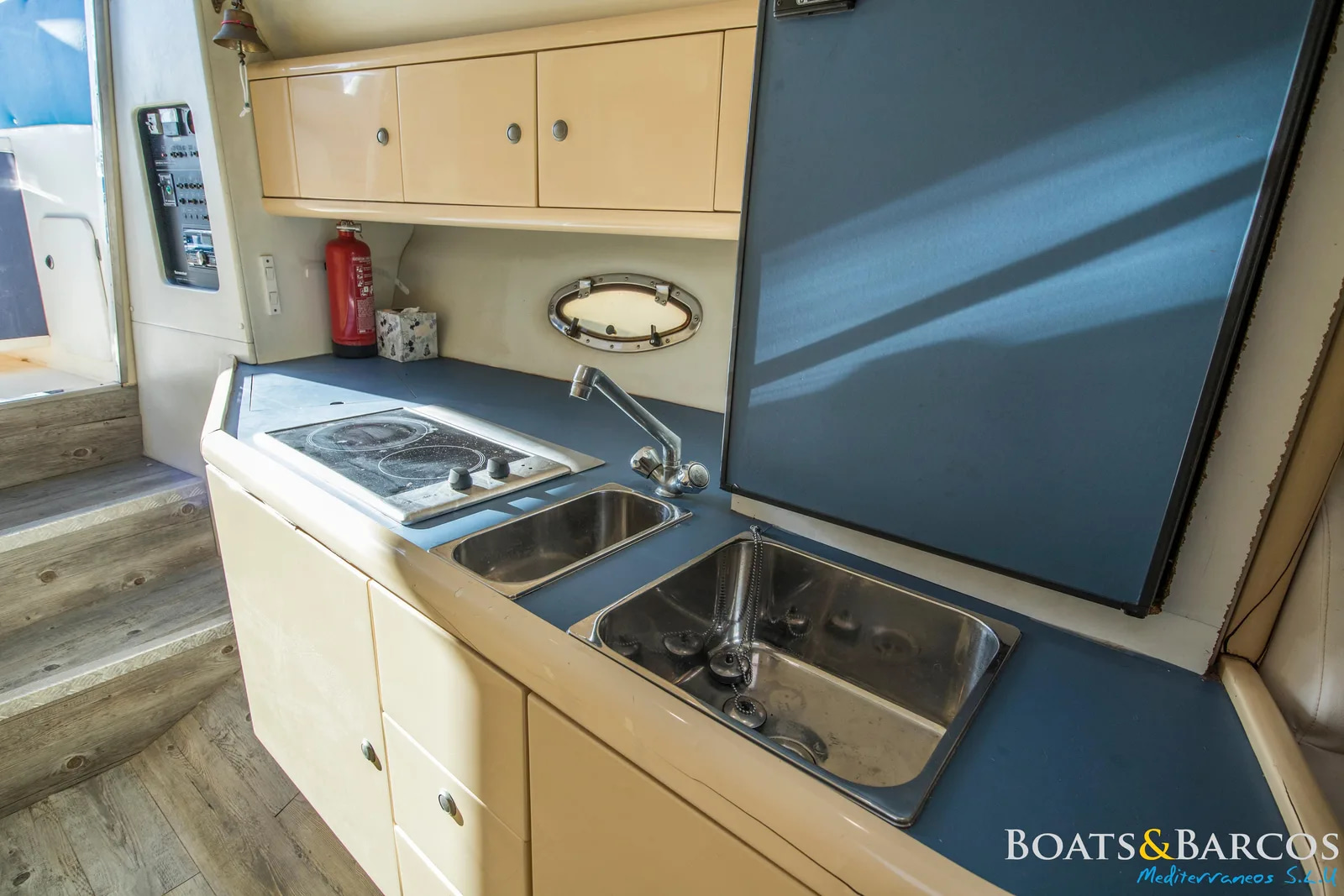 1991 Sunseeker Portofino 34 te koop (photo 8)