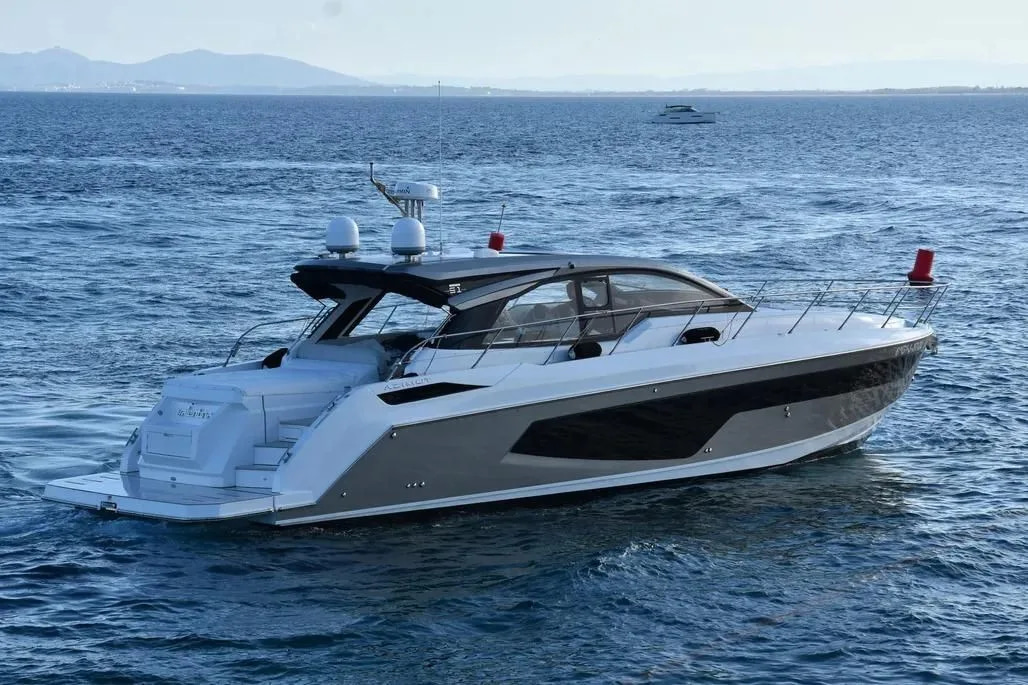 2020 Azimut Atlantis 51 for sale (photo 3)